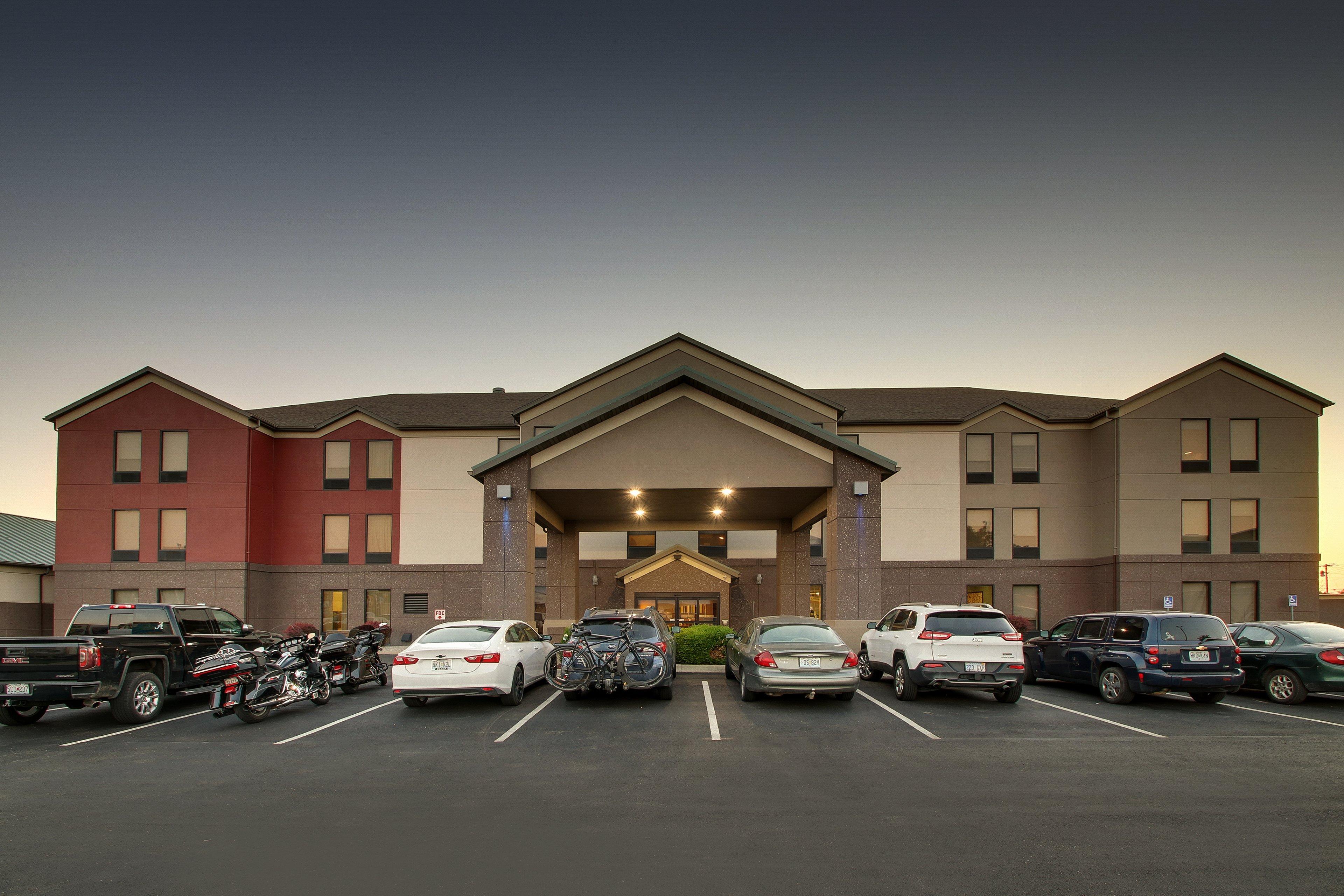 Holiday Inn Express Hotel & Suites Lebanon By Ihg Екстериор снимка