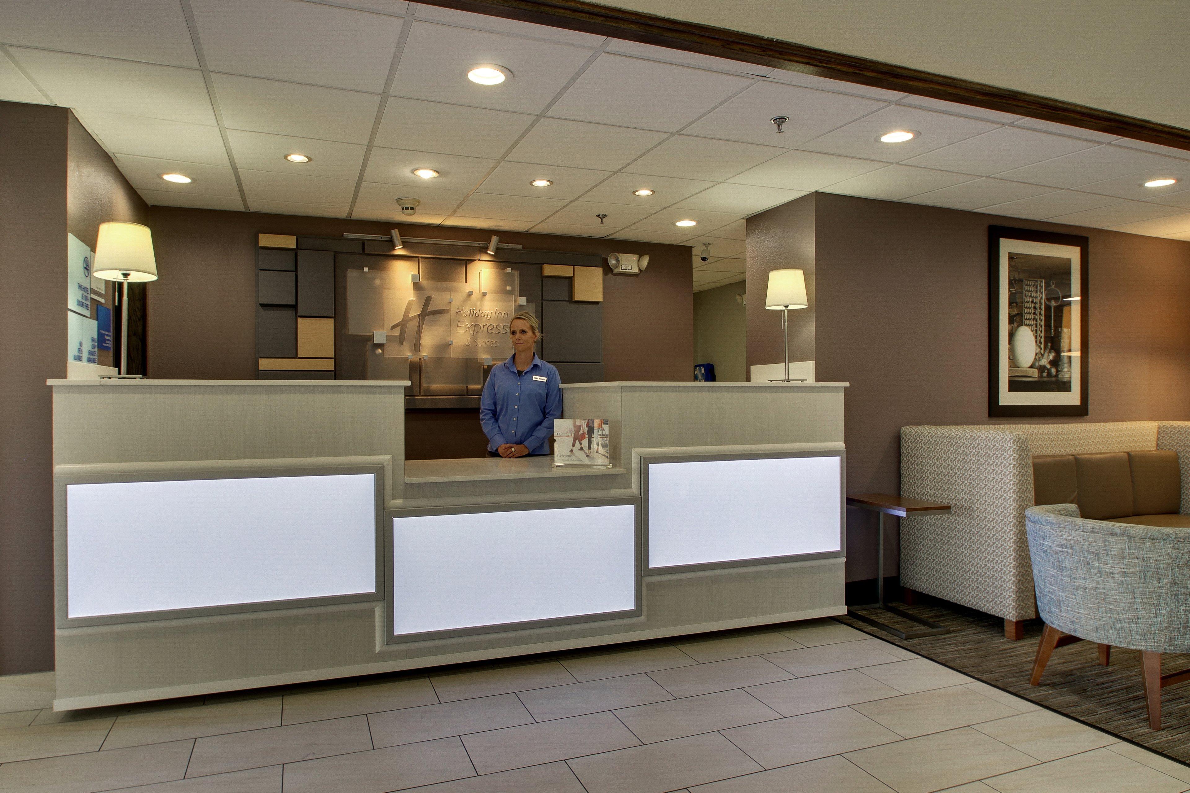 Holiday Inn Express Hotel & Suites Lebanon By Ihg Екстериор снимка